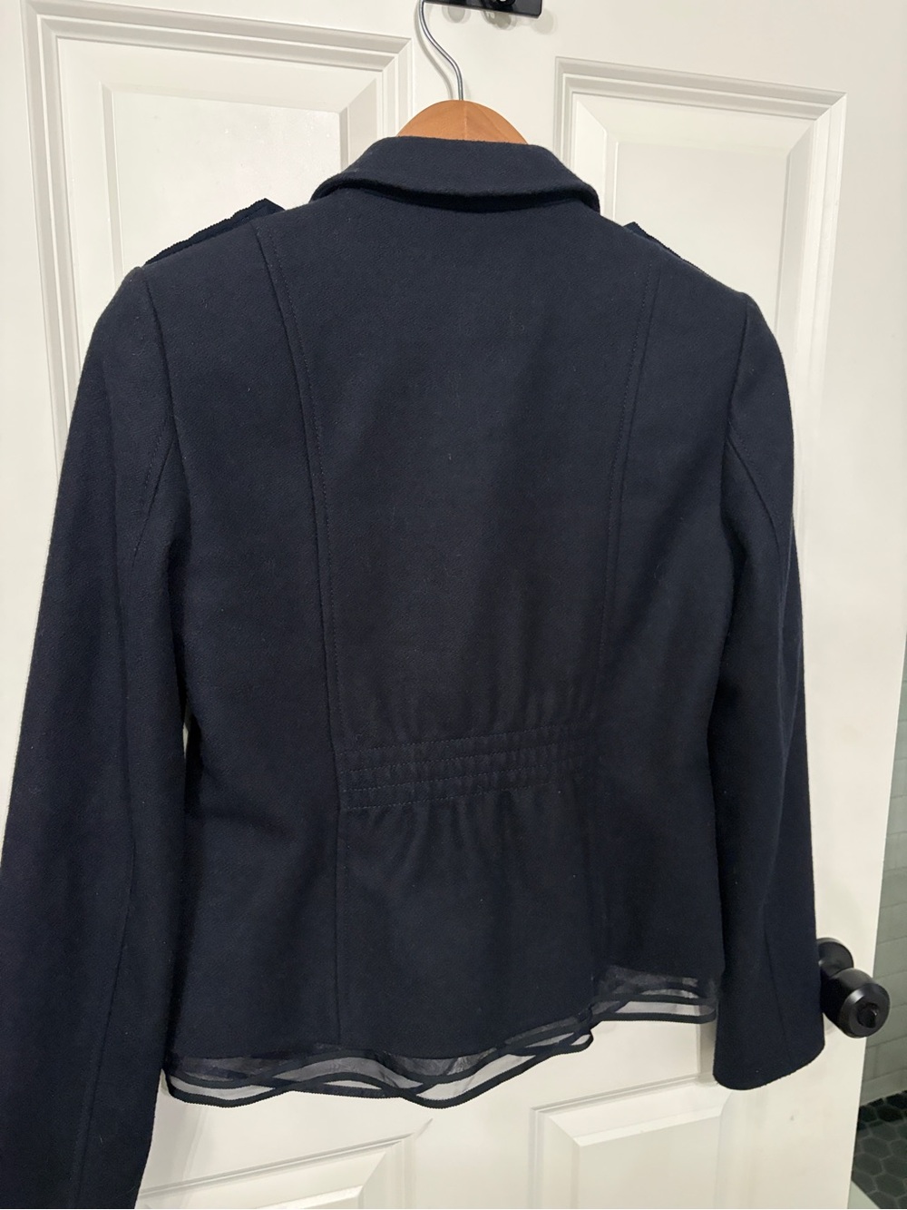 Beautiful Loft size 2 women’s wool  
navy blue military blazer with ruffle hem. - Picture 7 of 10